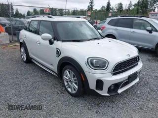 2024 MINI Countryman Cooper S with VIN WMZ83BR07R3S01625, listed as a IAAI auction lot 42575154 with 29,888 mi miles and . Bid and sale history available at DreamBid. Image 1.