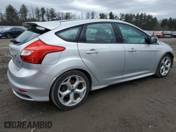 2014 Ford Focus ST with VIN 1FADP3L97EL298874, listed as a Copart auction lot 46799965 with 114,658 mi miles and Salvage Title. Bid and sale history available at carsss.com. Image 3.