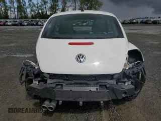 2013 Volkswagen Beetle 2.5L with VIN 3VWJP7AT9DM675704, listed as a Copart auction lot 53384125 with 27,902 mi miles and Salvage Title. Bid and sale history available at DreamBid. Image 6.