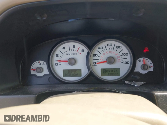 2007 Ford Escape Limited z VIN 1FMCU04167KA09610, wystawiony jako IAAI lot #42110400 z przebiegiem 250 550 mil mil oraz . Historia ofert i sprzedaży dostępna na DreamBid. Obrazek 6.