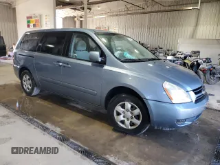 2006 Kia Sedona LX with VIN KNDMB233866030396, listed as a Copart auction lot 76388714 with 171,682 mi miles and Salvage Title. Bid and sale history available at carsss.com. Image 4.