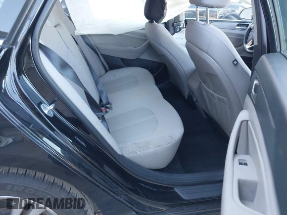 2018 Hyundai Sonata SEL with VIN 5NPE34AF0JH629804, listed as a IAAI auction lot 41388818 with 114,383 mi miles and . Bid and sale history available at DreamBid. Image 8.