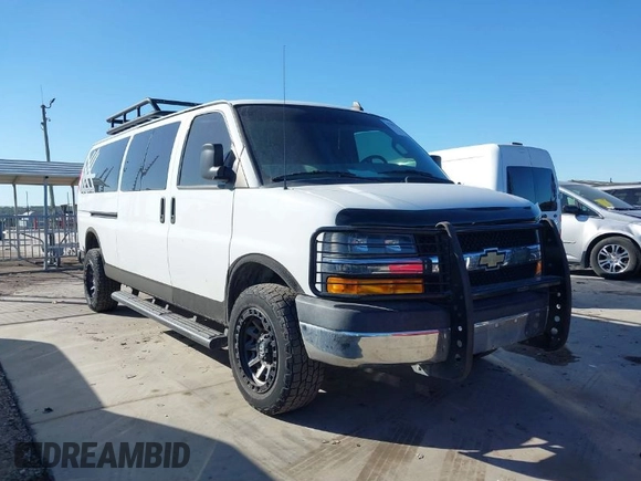 2019 Chevrolet Express Passenger LT with VIN 1GAZGPFG8K1253265, listed as a IAAI auction lot 41749111 with 65,070 mi miles and . Bid and sale history available at DreamBid. Image 1.