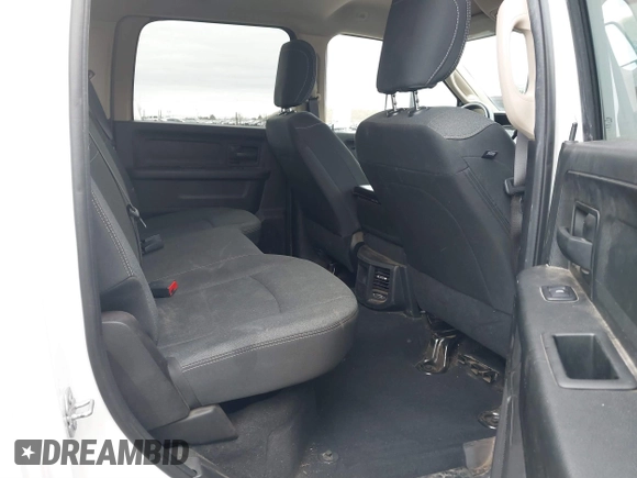 2020 Ram 2500 Tradesman with VIN 3C6UR5CL8LG189305, listed as a IAAI auction lot 41196823 with 35,248 mi miles. Bid and sale history available at carsss.com. Image 8.