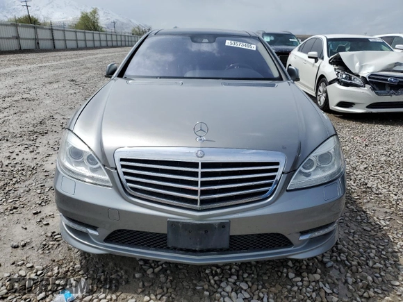 2012 Mercedes-Benz S 550 z VIN WDDNG9EB2CA438250, wystawiony jako Copart lot #53573405 z przebiegiem Nie podano mil oraz Czysty tytuł • Clean title. Historia ofert i sprzedaży dostępna na DreamBid. Obrazek 5.