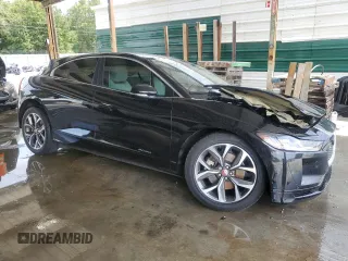 2020 Jaguar I-Pace SE z VIN SADHC2S16L1F88522, wystawiony jako Copart lot #65587214 z przebiegiem 19 533 mil mil oraz Szkoda całkowita • Salvage title. Historia ofert i sprzedaży dostępna na DreamBid. Obrazek 4.