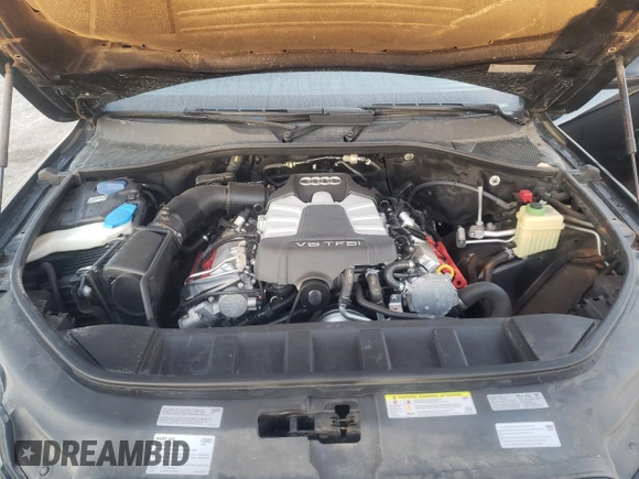 2015 Audi Q7 Vorsprung Edition with VIN WA1WGCFE5FD012716, listed as a Copart auction lot 46939455 with 151,612 mi miles and Salvage title. Bid and sale history available at DreamBid. Image 12.