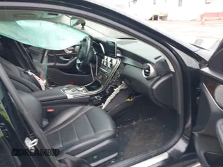 2018 Mercedes-Benz C 300 с VIN 55SWF4KB5JU242766, выставлен на аукционе IAAI как лот 41663368 с пробегом 79 959 миль миль и . История ставок и продаж доступна на DreamBid. Изображение 5.