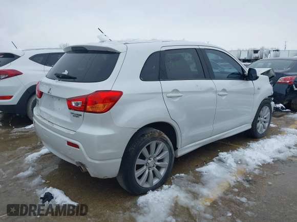 2011 Mitsubishi Outlander Sport SE with VIN JA4AP4AU1BZ005113, listed as a IAAI auction lot 40390111 with 152,712 mi miles. Bid and sale history available at carsss.com. Image 4.