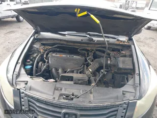 2008 Honda Accord Sdn EX-L with VIN 1HGCP26858A052751, listed as a IAAI auction lot 42035750 with 237,573 mi miles. Bid and sale history available at carsss.com. Image 10.