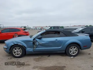 2007 Ford Mustang Deluxe with VIN 1ZVFT84N375262594, listed as a IAAI auction lot 42405440 with 135,981 mi miles and . Bid and sale history available at DreamBid. Image 14.