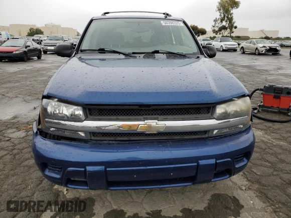 2006 Chevrolet TrailBlazer LS with VIN 1GNDS13S662213313, listed as a Copart auction lot 50398325 with 198,860 mi miles and Salvage Title. Bid and sale history available at DreamBid. Image 5.