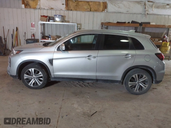 2020 Mitsubishi Outlander Sport SE 2.0 with VIN JA4AP4AU0LU029501, listed as a IAAI auction lot 41394227 with 88,417 mi miles. Bid and sale history available at carsss.com. Image 15.