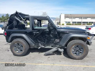 2021 Jeep Wrangler 80th Anniversary with VIN 1C4GJXAN0MW536349, listed as a IAAI auction lot 41672765 with 75,924 mi miles and . Bid and sale history available at DreamBid. Image 12.