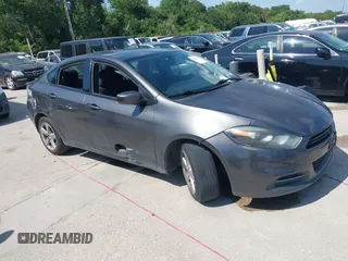 2015 Dodge Dart SXT z VIN 1C3CDFBB9FD158944, wystawiony jako IAAI lot #42345464 z przebiegiem 146 557 mil mil oraz . Historia ofert i sprzedaży dostępna na DreamBid. Obrazek 1.