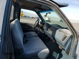 1990 GMC Sierra 1500 with VIN 1GTFC24K2LE554012, listed as a Copart auction lot 86004084 with 174,771 mi miles and Clean Title. Bid and sale history available at DreamBid. Image 10.