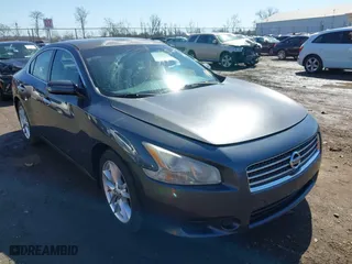 2009 Nissan Maxima 3.5 SV with VIN 1N4AA51E89C812804, listed as a IAAI auction lot 41826488 with 171,211 mi miles. Bid and sale history available at carsss.com. Image 1.