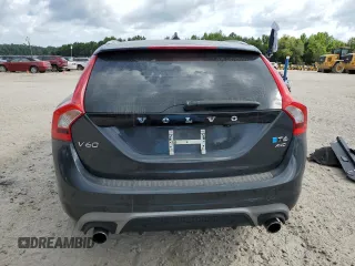 2015 Volvo V60 z VIN YV1902SS6F1227756, wystawiony jako Copart lot #57962725 z przebiegiem 62 542 mil mil oraz Szkoda całkowita • Salvage title. Historia ofert i sprzedaży dostępna na DreamBid. Obrazek 6.