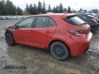2019 Toyota Corolla Hatchback SE with VIN JTNK4RBEXK3005035, listed as a Copart auction lot 80439054 with 198,331 mi miles and Salvage Title. Bid and sale history available at carsss.com. Image 2.