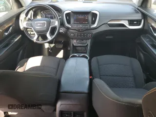 2020 GMC Terrain SLE z VIN 3GKALMEV5LL130522, wystawiony jako Copart lot #52151445 z przebiegiem 43 391 mil mil oraz Szkoda całkowita • Salvage title. Historia ofert i sprzedaży dostępna na DreamBid. Obrazek 8.