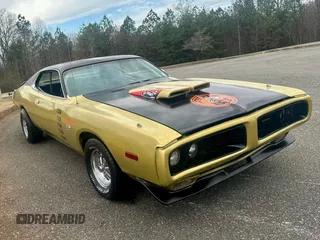 1974 Dodge Charger z VIN WH23G4A119876, wystawiony jako Copart lot #47498885 z przebiegiem 17 505 mil mil oraz Czysty tytuł • Clean title. Historia ofert i sprzedaży dostępna na DreamBid. Obrazek 1.