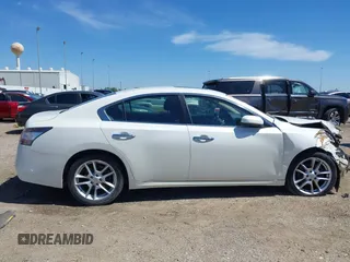 2014 Nissan Maxima SV z VIN 1N4AA5AP6EC457434, wystawiony jako IAAI lot #41801971 z przebiegiem 160 756 mil mil oraz . Historia ofert i sprzedaży dostępna na DreamBid. Obrazek 14.