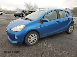 2012 Toyota Prius c One with VIN JTDKDTB37C1003014, listed as a Copart auction lot 48722525 with 197,891 mi miles and Salvage Title. Bid and sale history available at carsss.com. Image 1.