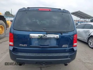 2009 Honda Pilot Touring with VIN 5FNYF48929B040199, listed as a IAAI auction lot 41466006 with 167,959 mi miles and . Bid and sale history available at carsss.com. Image 17.