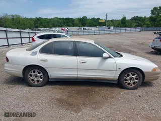 2001 Oldsmobile Intrigue GL with VIN 1G3WS52H41F194437, listed as a IAAI auction lot 42047399 with 175,859 mi miles. Bid and sale history available at carsss.com. Image 17.