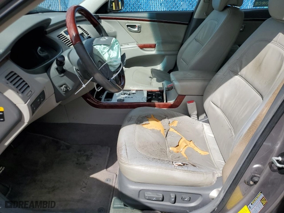 2008 Hyundai Azera Limited with VIN KMHFC46F38A292474, listed as a Copart auction lot 47892485 with 152,402 mi miles and Salvage Title. Bid and sale history available at carsss.com. Image 7.
