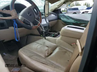 2008 GMC Sierra Denali z VIN 2GTEK638981155280, wystawiony jako Copart lot #60774984 z przebiegiem 195 303 mil mil oraz Szkody całkowita. Historia ofert i sprzedaży dostępna na DreamBid. Obrazek 7.