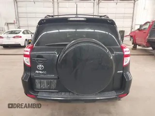 2012 Toyota RAV4 Limited z VIN 2T3DF4DV7CW269657, wystawiony jako IAAI lot #42335684 z przebiegiem 121 425 mil mil oraz . Historia ofert i sprzedaży dostępna na DreamBid. Obrazek 17.
