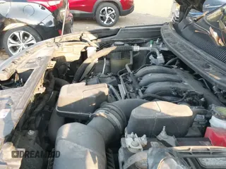 2018 Ford Explorer XLT z VIN 1FM5K7D89JGC38989, wystawiony jako IAAI lot #43245513 z przebiegiem 145 147 mil mil oraz . Historia ofert i sprzedaży dostępna na DreamBid. Obrazek 20.