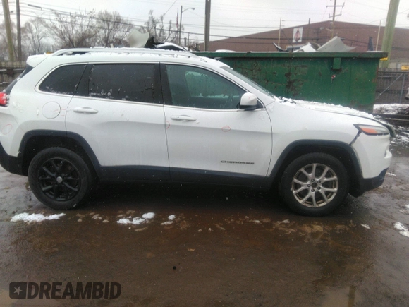 2015 Jeep Cherokee Latitude с VIN 1C4PJMCB5FW509555, выставлен на аукционе IAAI как лот 41146991 с пробегом 173 745 миль миль и . История ставок и продаж доступна на DreamBid. Изображение 13.