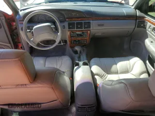 1995 Chrysler LHS z VIN 2C3HC56F6SH533475, wystawiony jako Copart lot #45446985 z przebiegiem 97 091 mil mil oraz Szkoda całkowita • Salvage title. Historia ofert i sprzedaży dostępna na DreamBid. Obrazek 8.