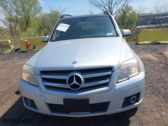 2012 Mercedes-Benz GLK-Class GLK 350 with VIN WDCGG8HB0CF740884, listed as a IAAI auction lot 42111418 with 75,844 mi miles. Bid and sale history available at carsss.com. Image 12.