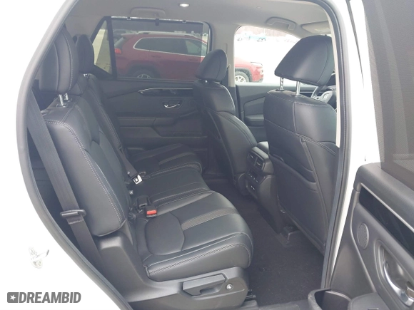 2023 Honda Pilot EX-L 8 Passenger with VIN 5FNYG1H47PB025968, listed as a IAAI auction lot 41707708 with 41,084 mi miles. Bid and sale history available at carsss.com. Image 8.