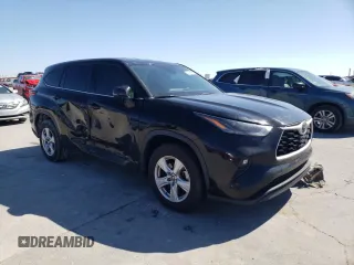2022 Toyota Highlander LE z VIN 5TDZZRAH4NS553356, wystawiony jako Copart lot #45994865 z przebiegiem 32 790 mil mil oraz Szkoda całkowita • Salvage title. Historia ofert i sprzedaży dostępna na DreamBid. Obrazek 4.