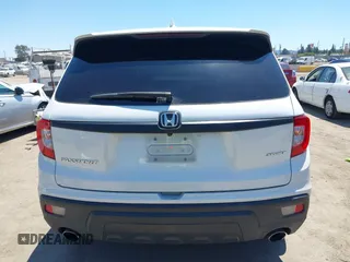 2021 Honda Passport Sport с VIN 5FNYF7H28MB014400, выставлен на аукционе IAAI как лот 42228201 с пробегом 51 704 миль миль и . История ставок и продаж доступна на DreamBid. Изображение 16.