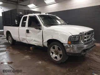 1999 Ford Super Duty F-250 XL with VIN 1FTNX20F1XEA40537, listed as a IAAI auction lot 41555982 with 187,608 mi miles. Bid and sale history available at carsss.com. Image 1.
