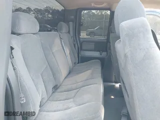 2006 Chevrolet Silverado 1500 LT2 with VIN 1GCEK19B16Z201646, listed as a IAAI auction lot 41867206 with 109,504 mi miles. Bid and sale history available at carsss.com. Image 8.