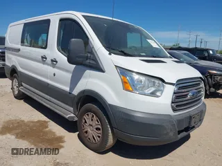 2018 Ford Transit z VIN 1FTYR1YM2JKA46683, wystawiony jako IAAI lot #42812313 z przebiegiem 205 913 mil mil oraz . Historia ofert i sprzedaży dostępna na DreamBid. Obrazek 1.
