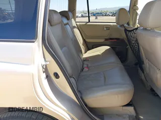 2006 Toyota Highlander z VIN JTEDW21AX60009120, wystawiony jako IAAI lot #41912964 z przebiegiem 304 205 mil mil oraz . Historia ofert i sprzedaży dostępna na DreamBid. Obrazek 8.