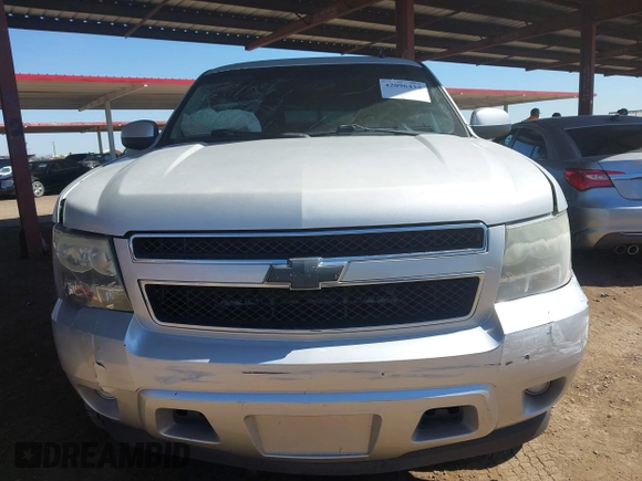 2013 Chevrolet Tahoe LS with VIN 1GNSCAE03DR179027, listed as a IAAI auction lot 42096434 with 205,143 mi miles and . Bid and sale history available at DreamBid. Image 12.