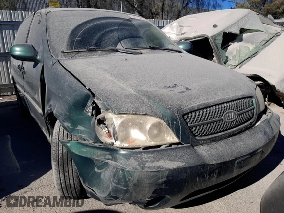 2005 Kia Sedona LX with VIN KNDUP132156641615, listed as a Copart auction lot 79973224 with 205,018 mi miles and Non Repairable. Bid and sale history available at carsss.com. Image 5.