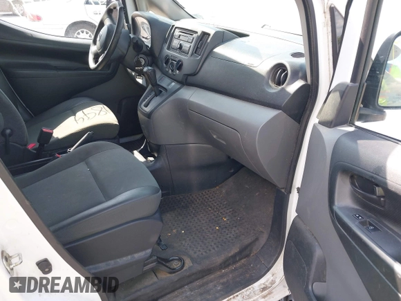 2015 Nissan NV200 S с VIN 3N6CM0KNXFK699257, выставлен на аукционе IAAI как лот 42734894 с пробегом 245 472 миль миль и . История ставок и продаж доступна на DreamBid. Изображение 5.