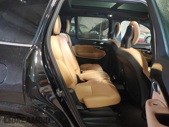 2017 Volvo XC90 Momentum z VIN YV4A22PK9H1155019, wystawiony jako Copart lot #53940565 z przebiegiem 115 227 mil mil oraz Szkoda całkowita • Salvage title. Historia ofert i sprzedaży dostępna na DreamBid. Obrazek 11.