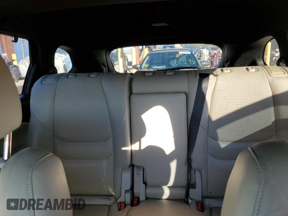 2017 Mazda CX-9 Grand Touring z VIN JM3TCADYXH0127867, wystawiony jako Copart lot #82352204 z przebiegiem 129 349 mil mil oraz Szkoda całkowita • Salvage title. Historia ofert i sprzedaży dostępna na DreamBid. Obrazek 10.