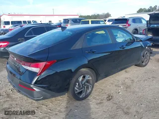 2025 Hyundai Elantra SEL Sport with VIN KMHLM4DG5SU861388, listed as a IAAI auction lot 41491236 with 1,462 mi miles. Bid and sale history available at carsss.com. Image 4.