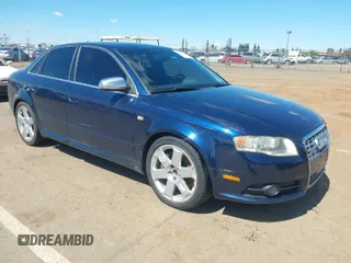 2005 Audi S4 z VIN WAUGL78E15A527218, wystawiony jako IAAI lot #41956323 z przebiegiem 111 057 mil mil oraz . Historia ofert i sprzedaży dostępna na DreamBid. Obrazek 1.